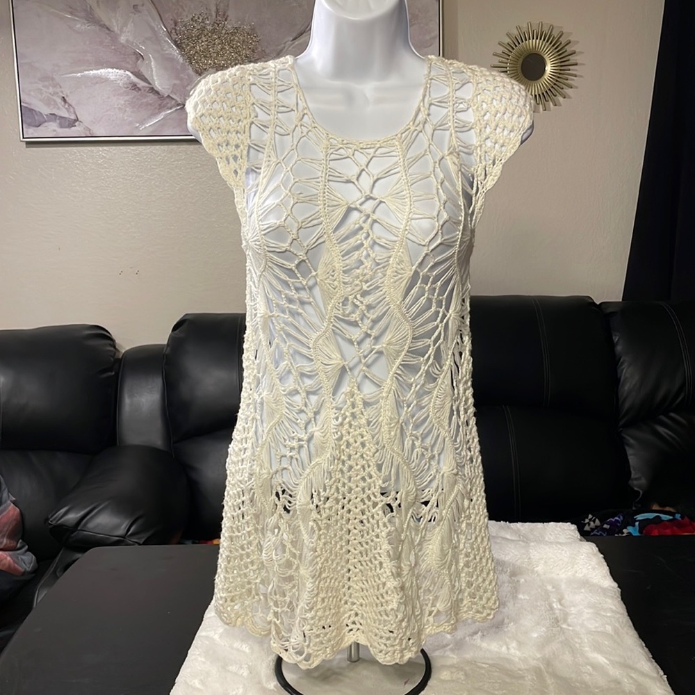Gorgeous Crochet White Top
